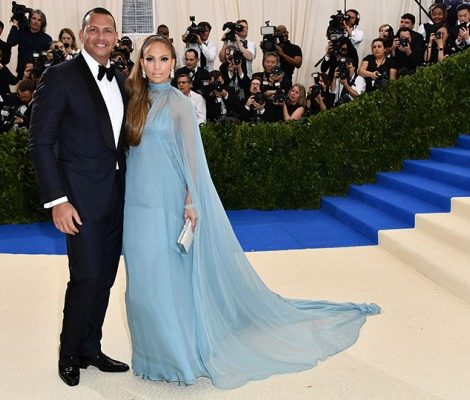 Пара недели: Дженнифер Лопес и Алекс Родригес на Met Gala 2017