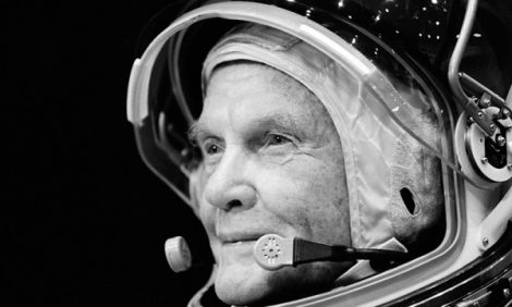 Персона: легендарный астронавт Джон Гленн ушел из жизни