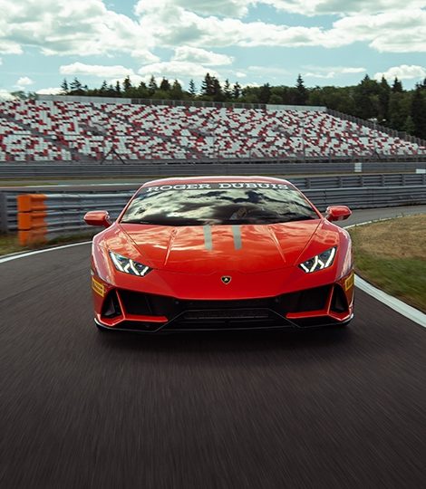 Авто с Яном Коомансом: Lamborghini Huracan Evo — динамичный старт на трассе Moscow Raceway