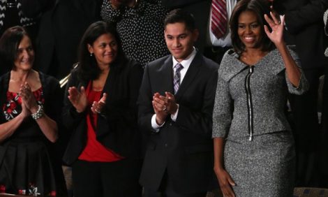 Style Notes: Мишель Обама выбирает «сериальные наряды»