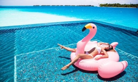 Celebrity Travel. Мальдивы с Миланой Королевой: йога у океана, массаж в тропиках и ужины на песке