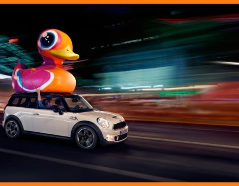 Идея дня. Праздник лета Red Bull Flugtag от Mini