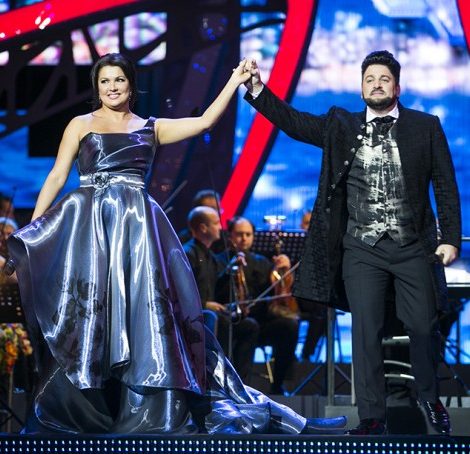 Star Look: Анна Нетребко на конкурсе «Новая Волна»