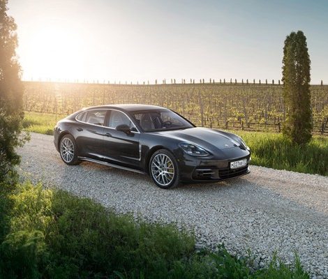 Авто с Яном Коомансом. Panamera Turbo: на дороге, гоночном треке и виноградниках