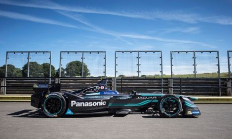 Авто: в гонке на электромобилях дебютирует Panasonic Jaguar Racing