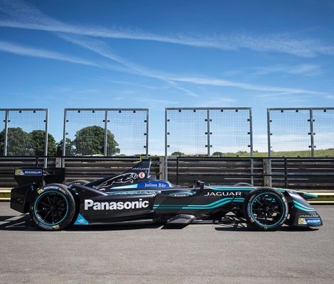 Авто: в гонке на электромобилях дебютирует Panasonic Jaguar Racing