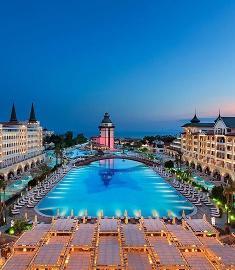 Titanic Mardan Palace: как съездить в Турцию и разрушить все стереотипы