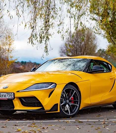 Авто с Яном Коомансом: обзор Toyota GR Supra