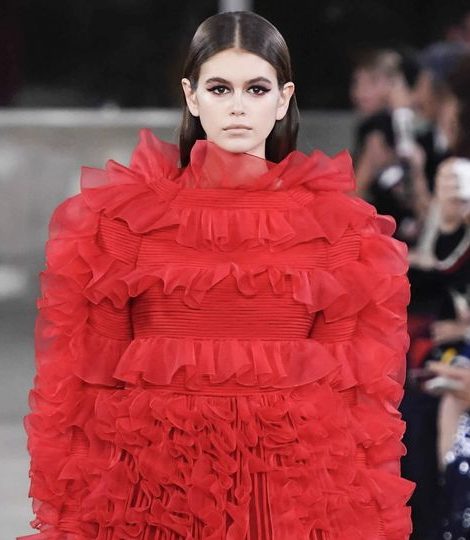 «Ваби-саби» на итальянский лад: показ Valentino в Токио