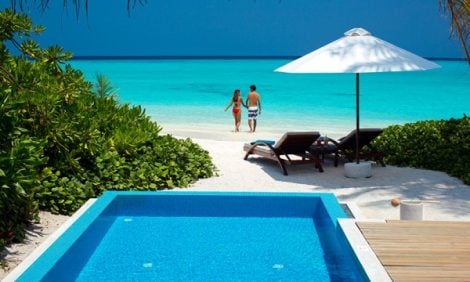 Идея на каникулы: День всех влюбленных в отеле Velassaru Maldives