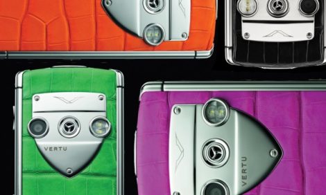 Эксклюзив: Летний смартфон Constellation Candy и сервисы Vertu