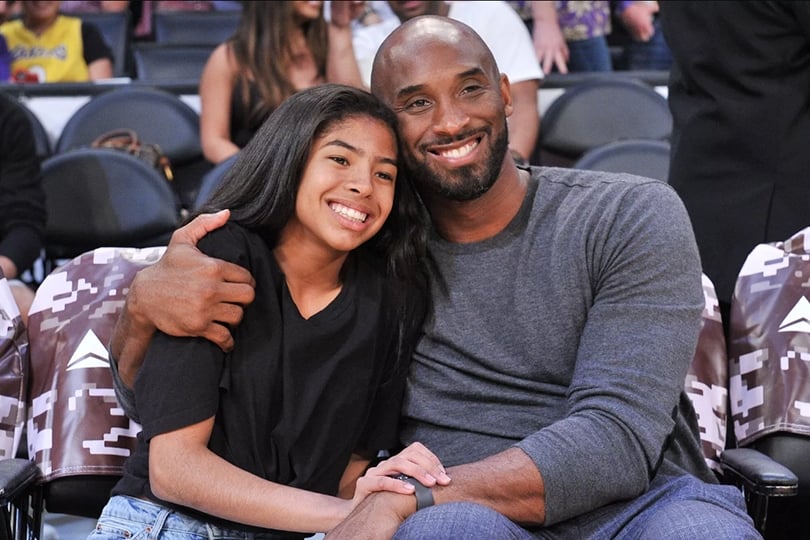 Пятикратный чемпион НБА Коби Брайант вместе с дочерью погиб в авиакатастрофе