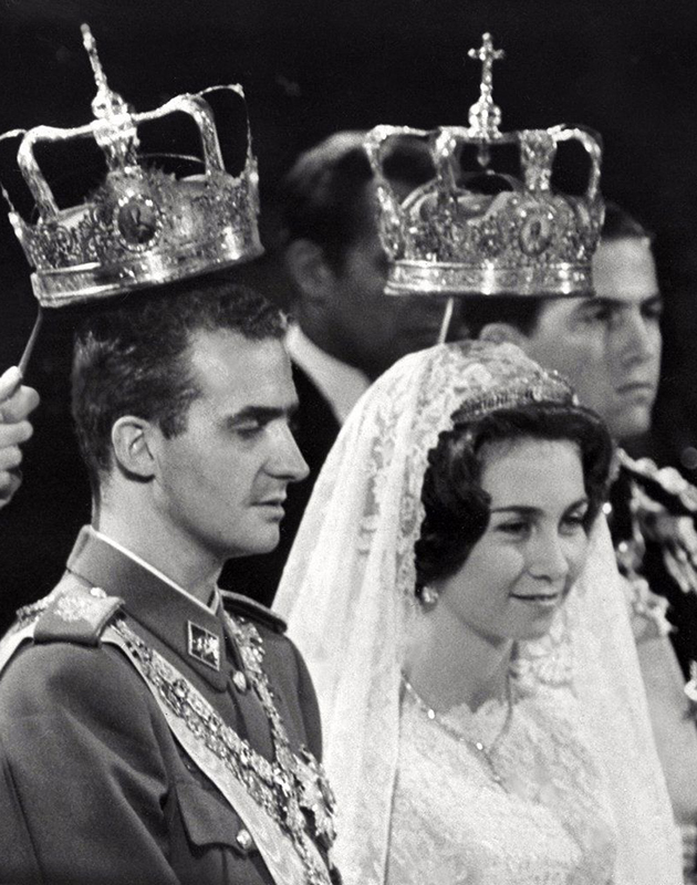 Тема дня: 8 фактов об экс-монархе Испании Хуане Карлосе I, оказавшемся в центре финансового скандала