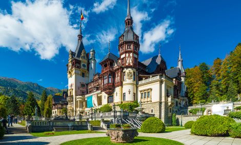Королевский дом Румынии приглашает на карантин в замок Пелеш