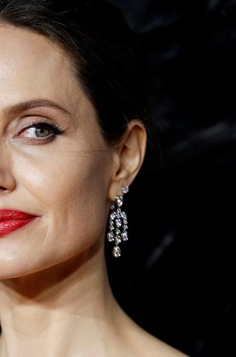 «Дети не хотят, чтобы вы были идеальными»: Анджелина Джоли обратилась ко всем родителям со словами поддержки