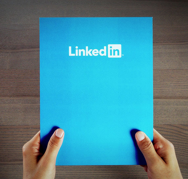 #PostaБизнес: LinkedIn — развеиваем главные мифы и объясняем, почему это сеть для настоящих профессионалов