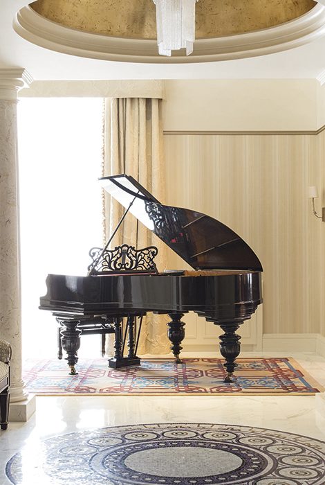 #ЧтоСмотретьОнлайн: фортепианный концерт в Belmond Grand Hotel Europe