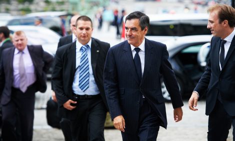 Бывший премьер-министр Франции Франсуа Фийон и его жена отправятся в тюрьму за хищение государственных средств