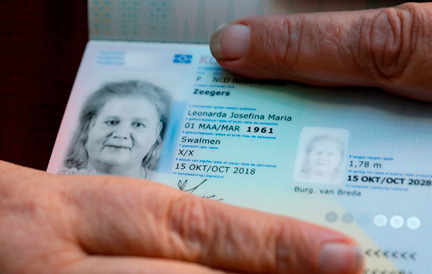 В Нидерландах будут выдавать удостоверения личности без указания пола