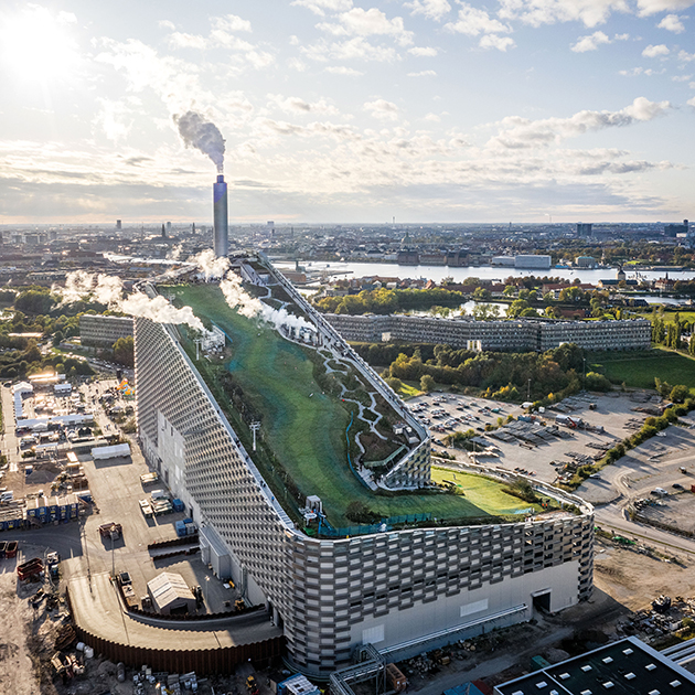 В Копенгагене появится самый высокий скалодром в мире — на стене мусоросжигательного завода