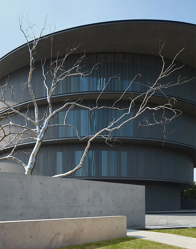 В Китае готовятся к открытию художественного музея He Art Museum, построенного по проекту Тадао Андо