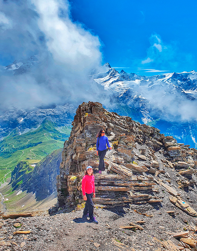 #PostaTravelNotes: Екатерина Земцова — о кемпинге в Швейцарских Альпах и золотых правилах для юного альпиниста