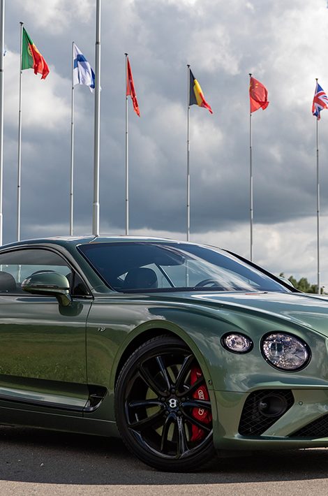 Авто с Яном Коомансом: обзор Bentley Continental GT V8