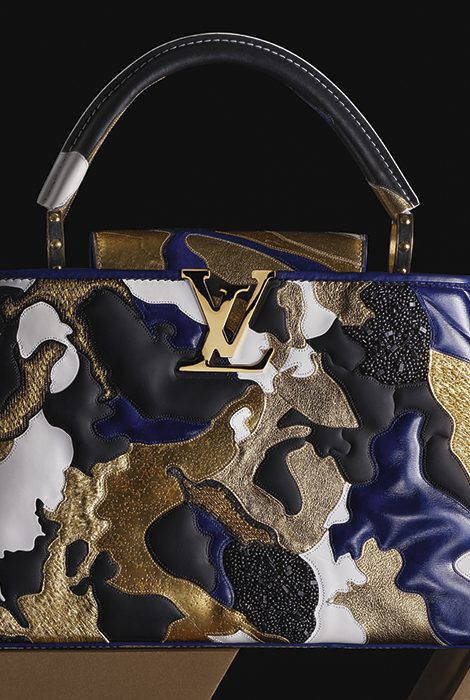 Style Notes: современные художники создали свою версию культовой сумки Capucines Louis Vuitton