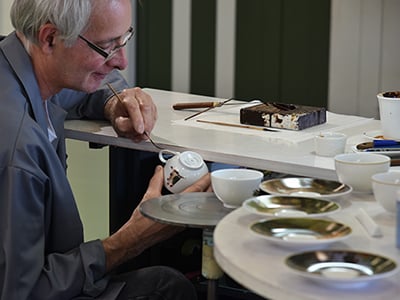 Bernardaud и Третьяковская галерея представляют чайные пары из фарфора, украшенные работами Ивана Шишкина