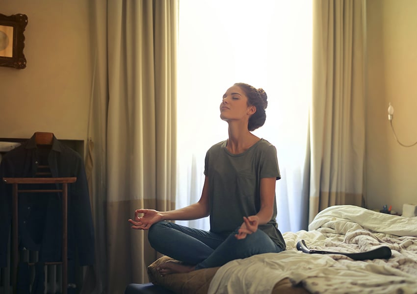 Качество жизни: Татьяна Азатян — о пользе трансцендентальной медитации, которую выбирают звезды Голливуда