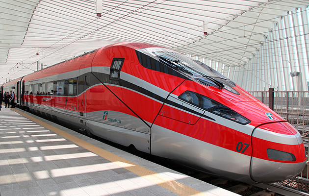 В Италии запущен туристический поезд по землям Данте Алигьери