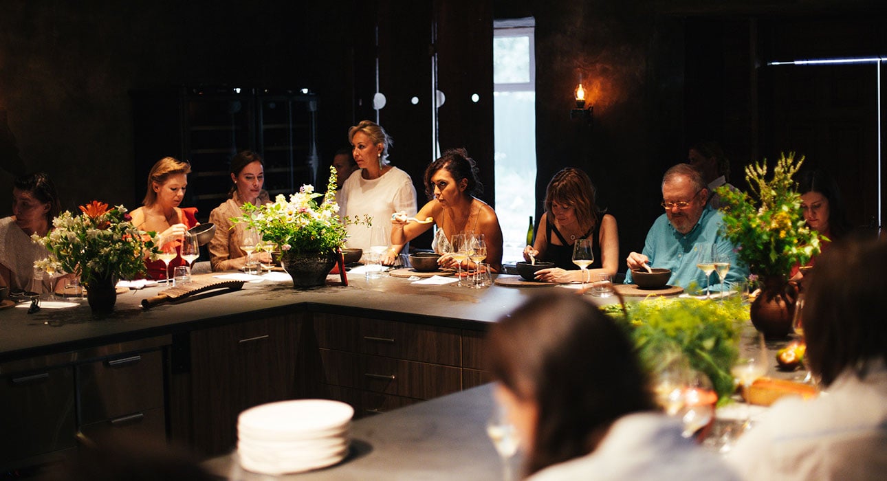 #PostaGourmet: ресторанная группа White Rabbit Family открыла в Плёсе первый ресторан проекта IKRA