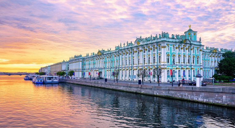 Зимний дворец санкт петербург фото и описание