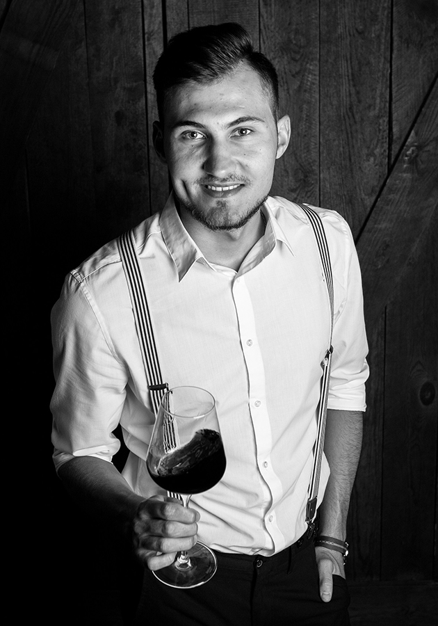 Александр Волощук  (0.75 Please Wine & Kitchen), Сомелье года