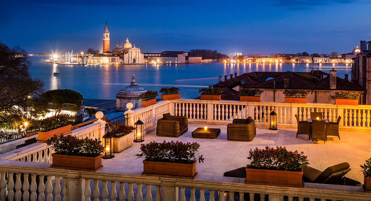 Тревел-дайджест: обновление отеля Baglioni Hotel Luna в Венеции, Expo-2020 в Дубае и… новый кот-консьерж в Le Bristol Paris