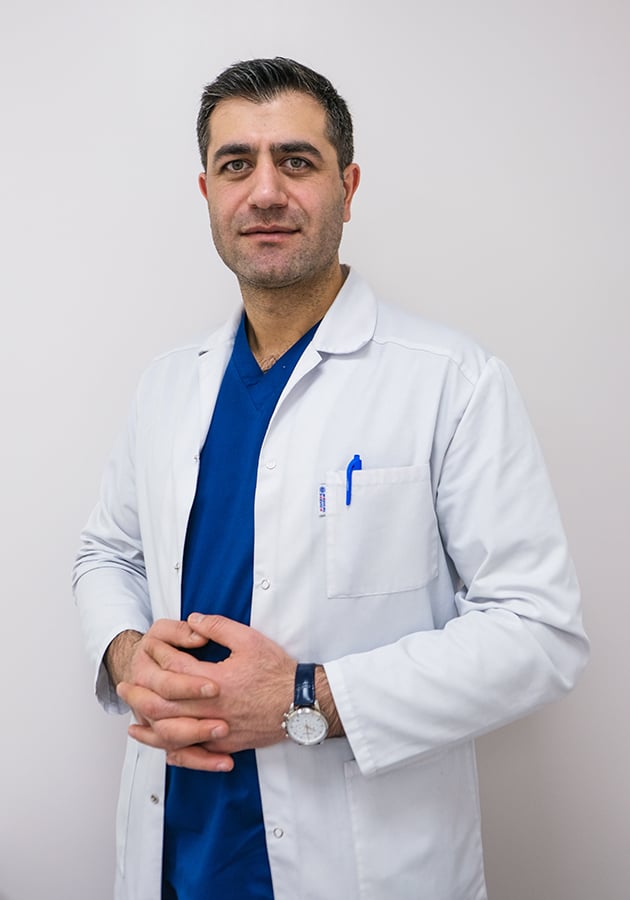 Рубен Вачаганович Степанян, врач клиники «Клазко», к.м.н., ортопед-травматолог