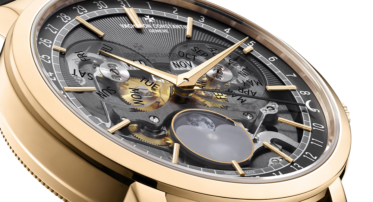 Идея подарка: часы Vacheron Constantin Traditionnelle из белого или розового золота