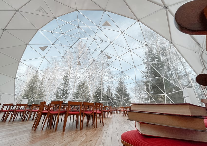 #БольшеХорошихНовостей: в Арт-Усадьбе Веретьево открылся читальный зал в виде купола
