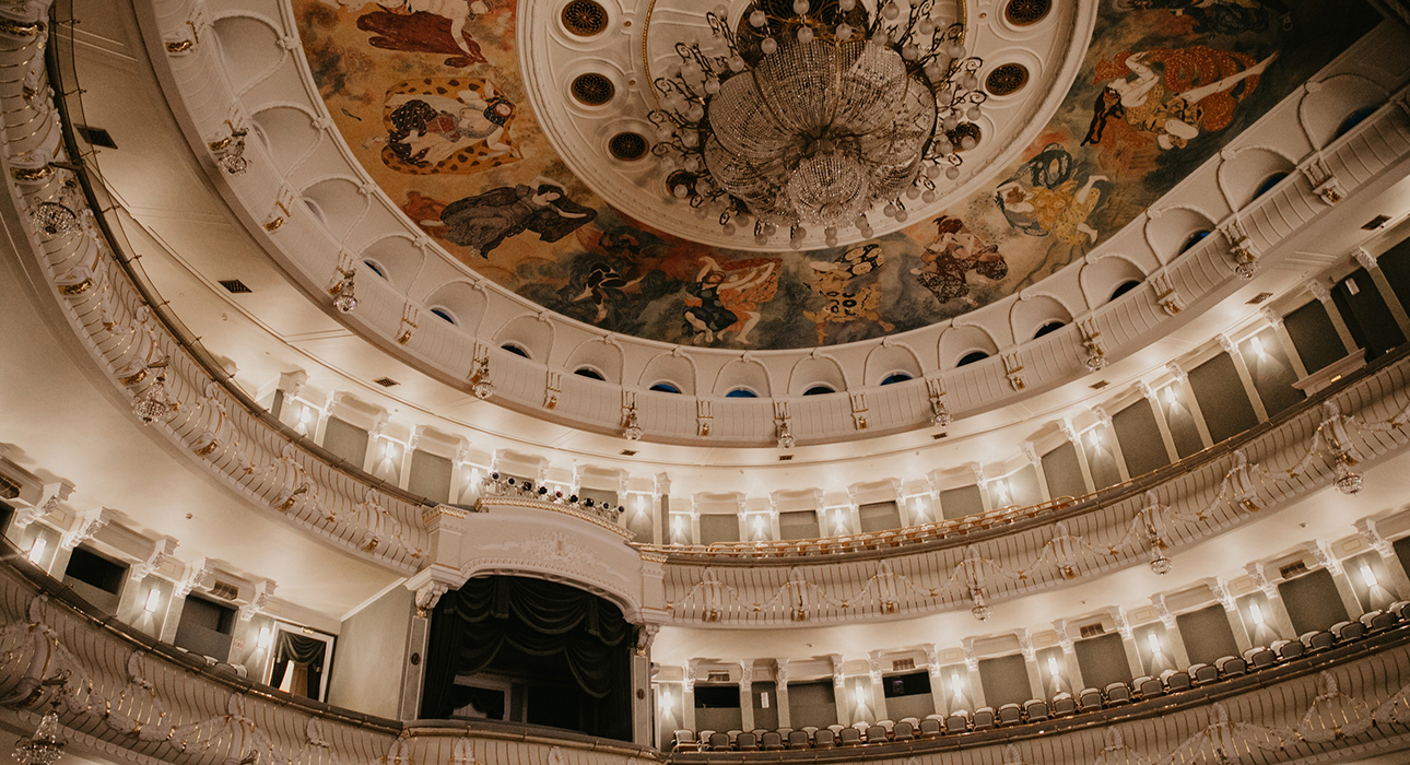 Большой театр вернет в репертуар оперы «Саломея» и «Лоэнгрин», поставленные с Метрополитен-оперой