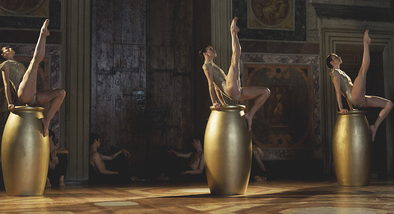 Dior создали костюмы для фильма-балета «Римская ночь»