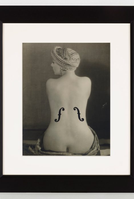 PostaКультура: работа Ман Рэя &laquo;Скрипка Энгра&raquo; стала самой дорогой фотографией в&nbsp;истории