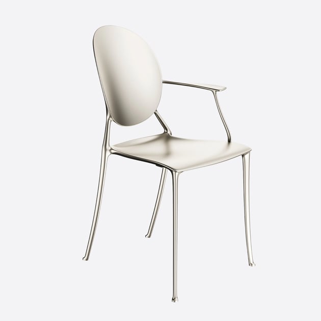 Дизайн & Декор: Филипп Старк представил обновленное кресло-медальон стул Médaillon — любимое кресло Кристиана Диора
