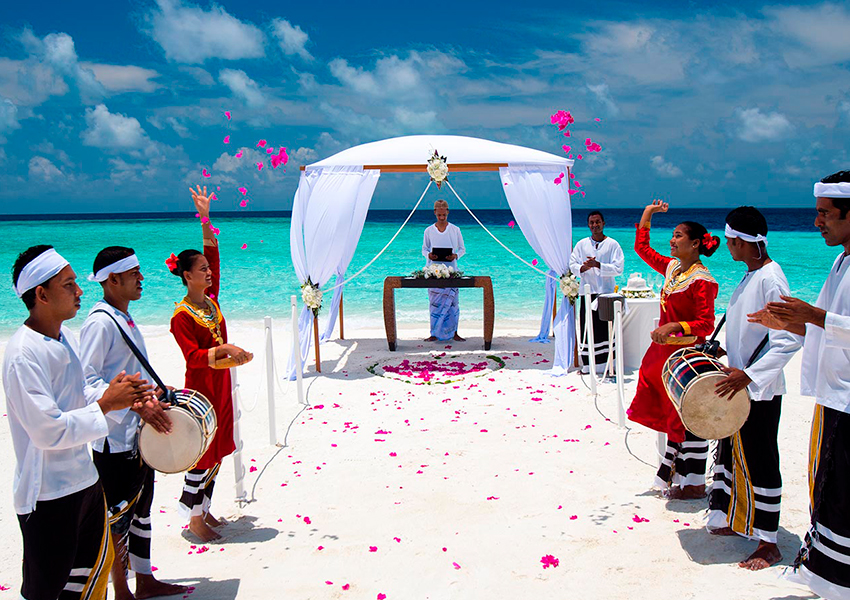 Романтический отдых на острове-курорте Baros Maldives