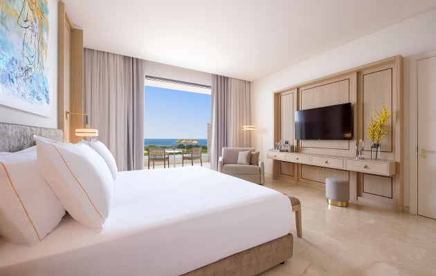 На Кипре наш главный адрес — Cap St Georges Hotel & Resort