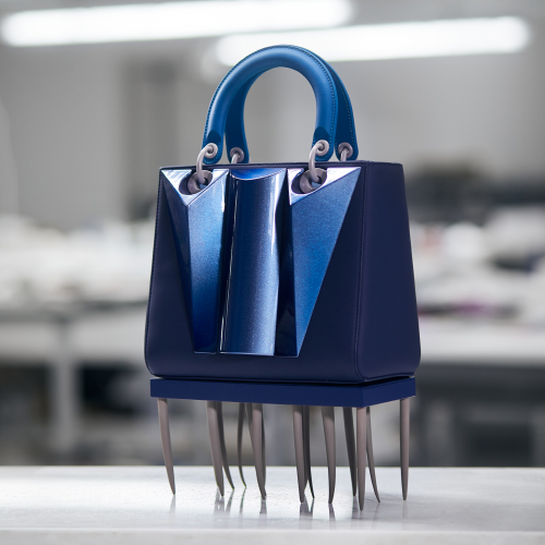 Style Notes: новые интерпретации идеальной сумки в&nbsp;&laquo;седьмом сезоне&raquo; проекта Dior Lady Art
