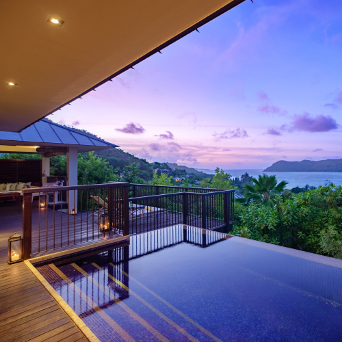 Куда поехать на&nbsp;Новый год: ночной дайвинг, вертолетные прогулки и&nbsp;спа под открытым небом в&nbsp;Raffles Seychelles