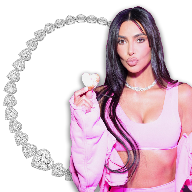 Ким Кардашьян в ожерелье с сердечками Messika