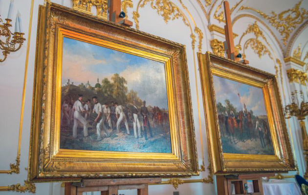 В Царское Село вернулись две картины, утраченные во время Великой Отечественной войны