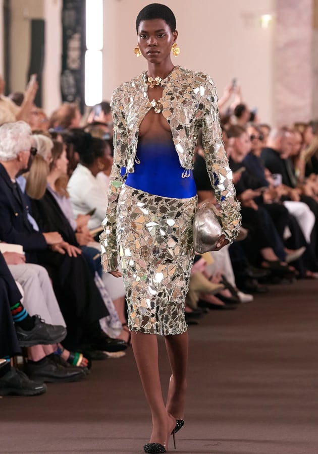 Показ Schiaparelli на Неделе высокой моды в Париже