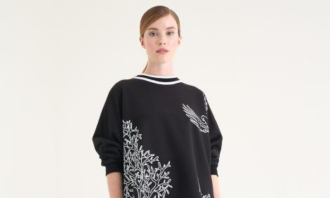 Style Notes: сезонная коллекция YANINA Demi Couture FW2023/24&nbsp;&mdash; ода черно-белым силуэтам